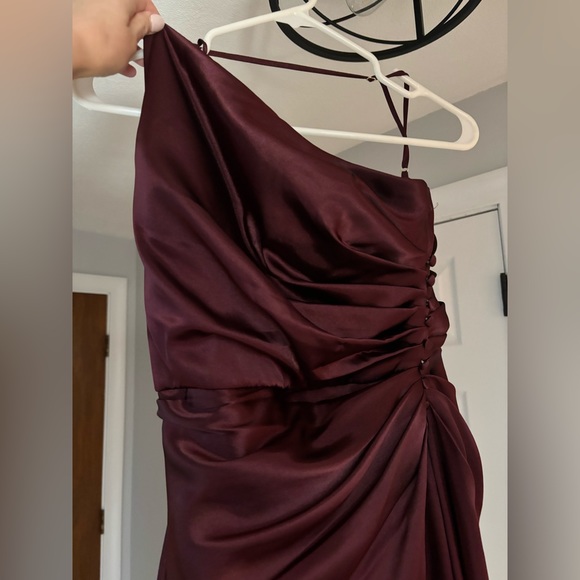 David’s bridal satin bridesmaid dress. - Picture 2 of 4